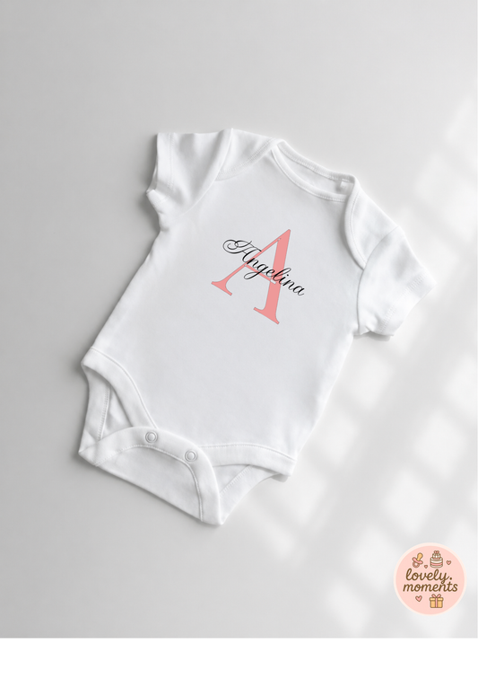 Personalisierter Babybody mit Name & Initiale