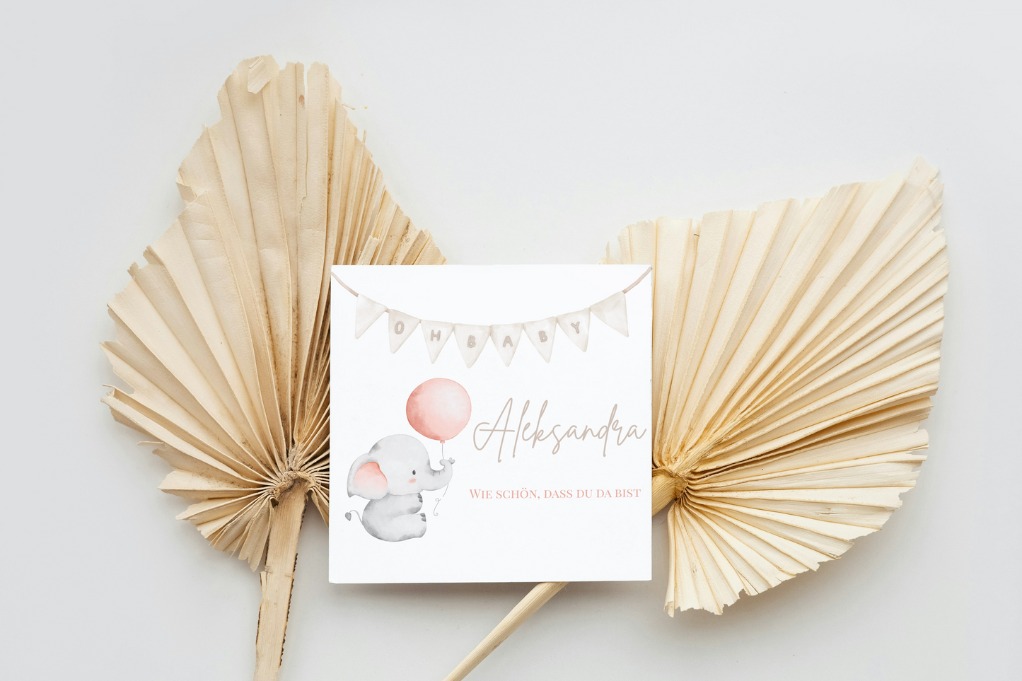 Personalisierte Babykarte mit Elefant