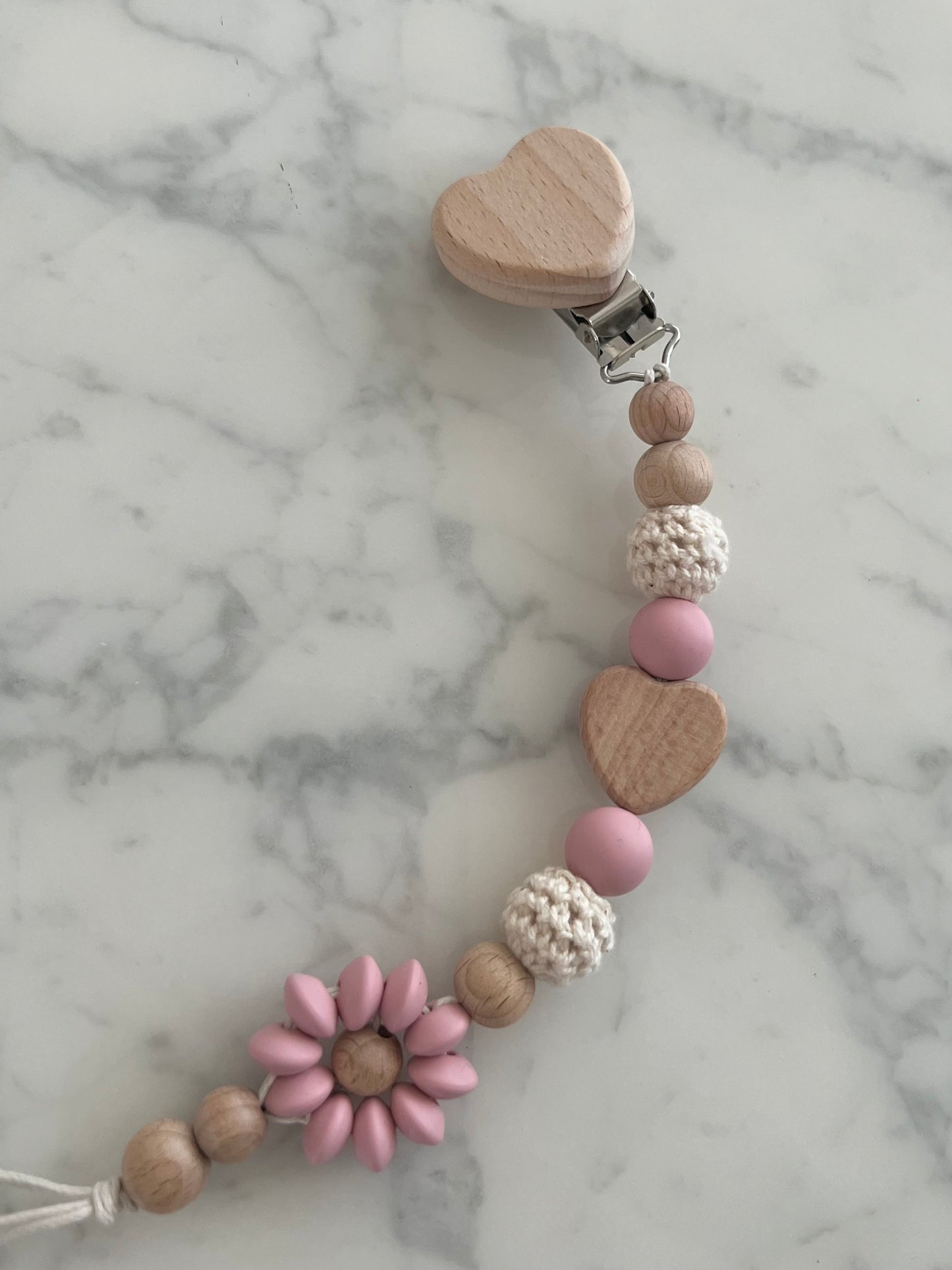 Schnullerkette rosa mit Herz & Blume