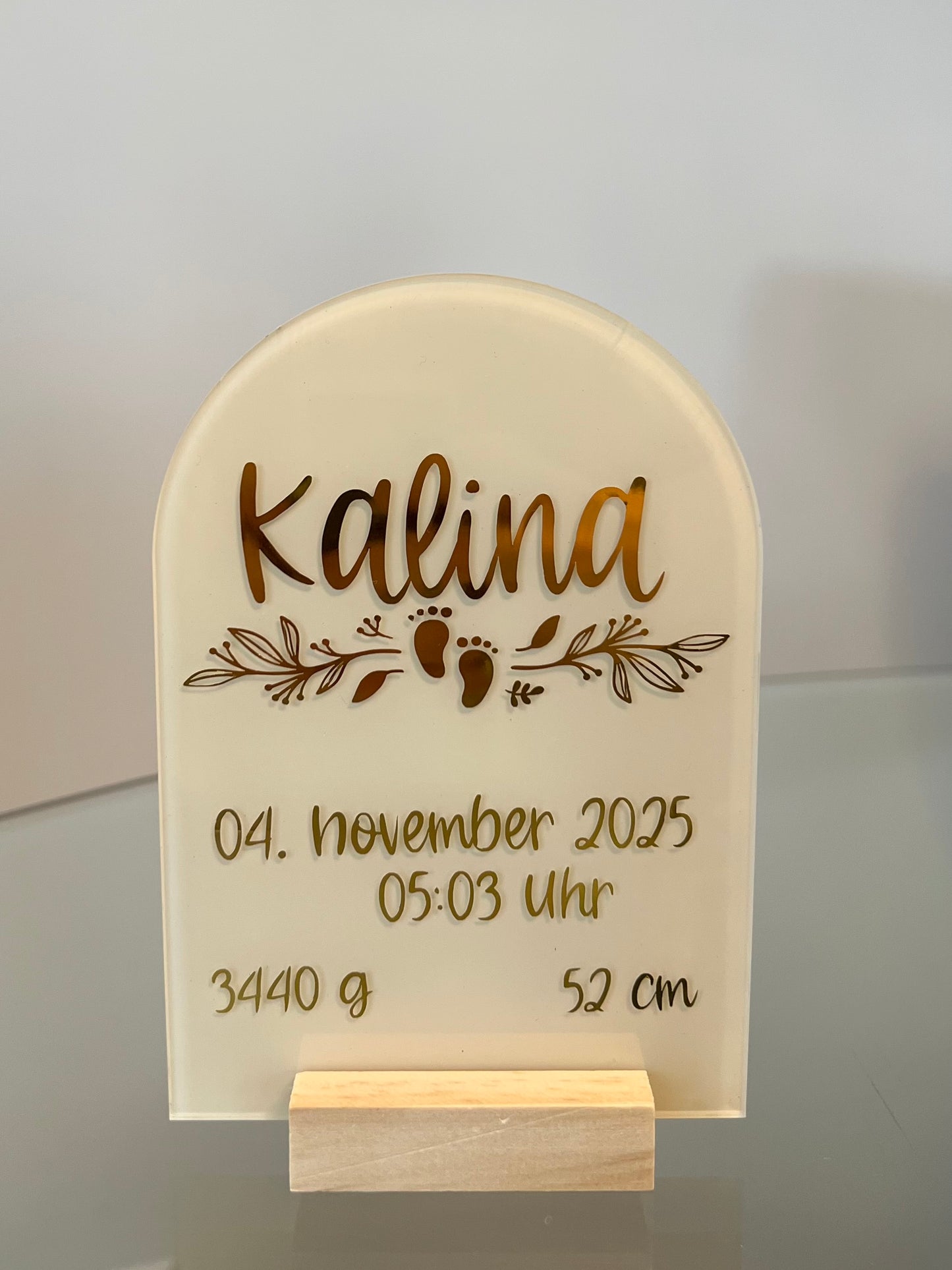 Personalisiertes Acryl Geburtsschild mit Geburtsdarten