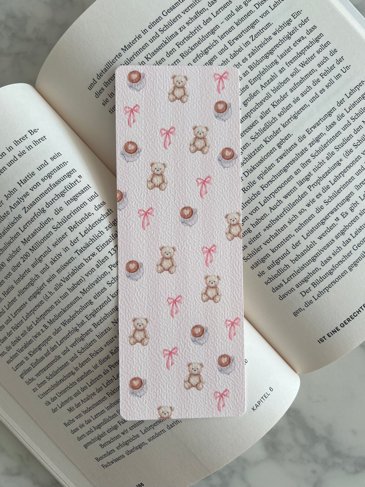 Cozy Teddy - Bookmark