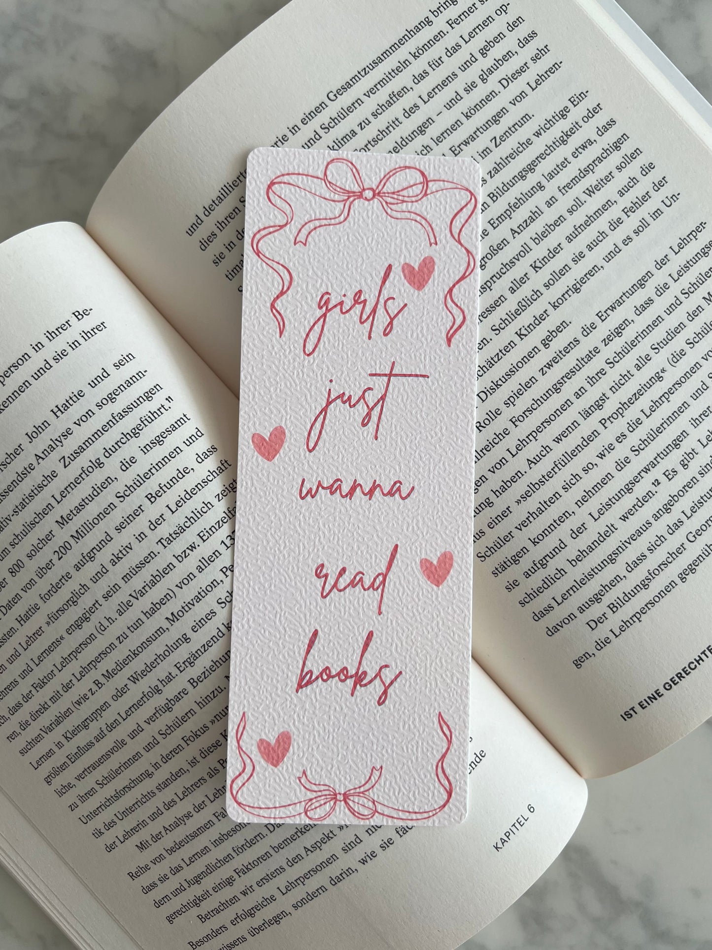 Girls just wanne read Books - Bookmark