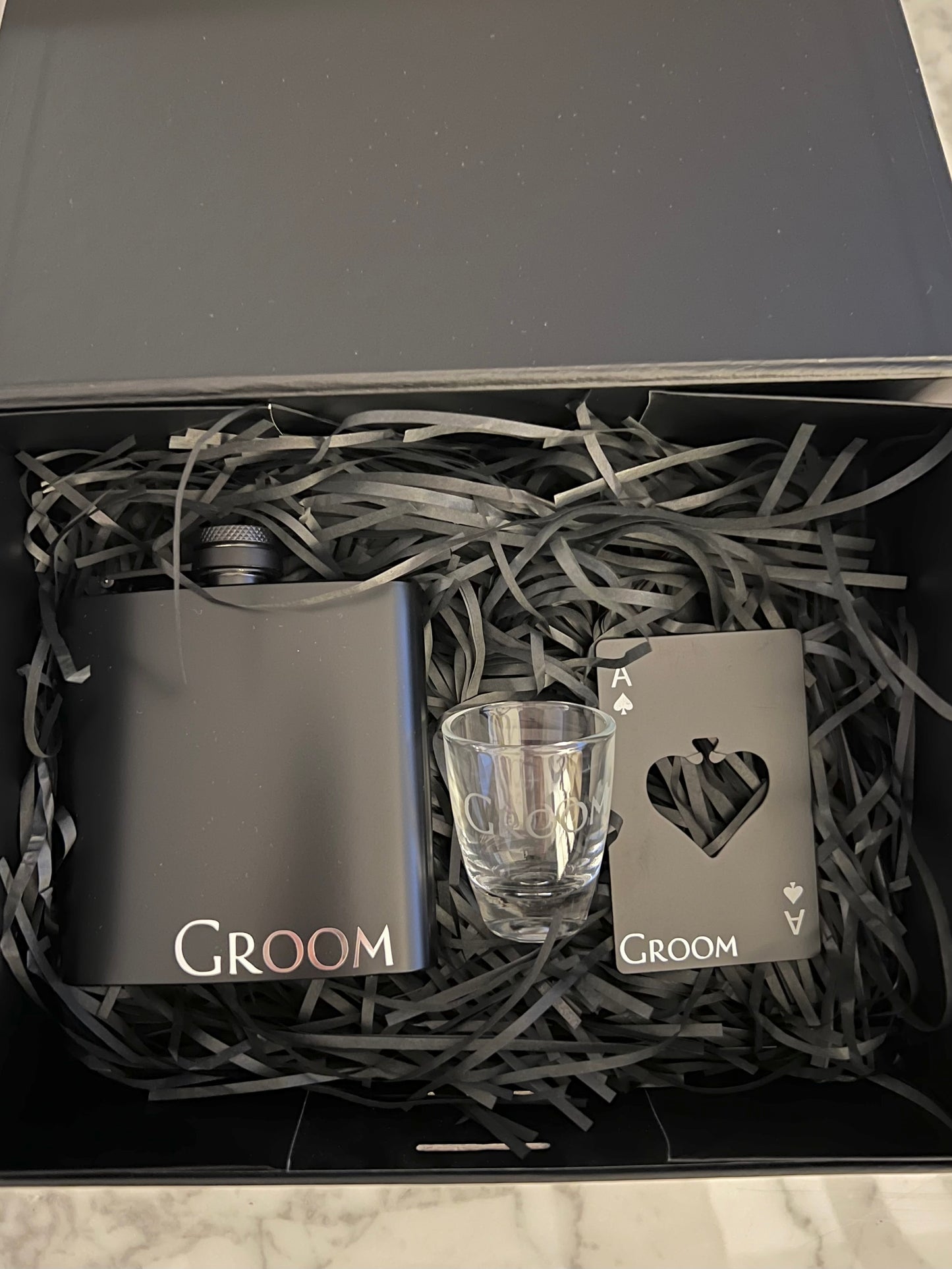 Groom Geschenkbox - Edles Geschenkset für den Bräutigam