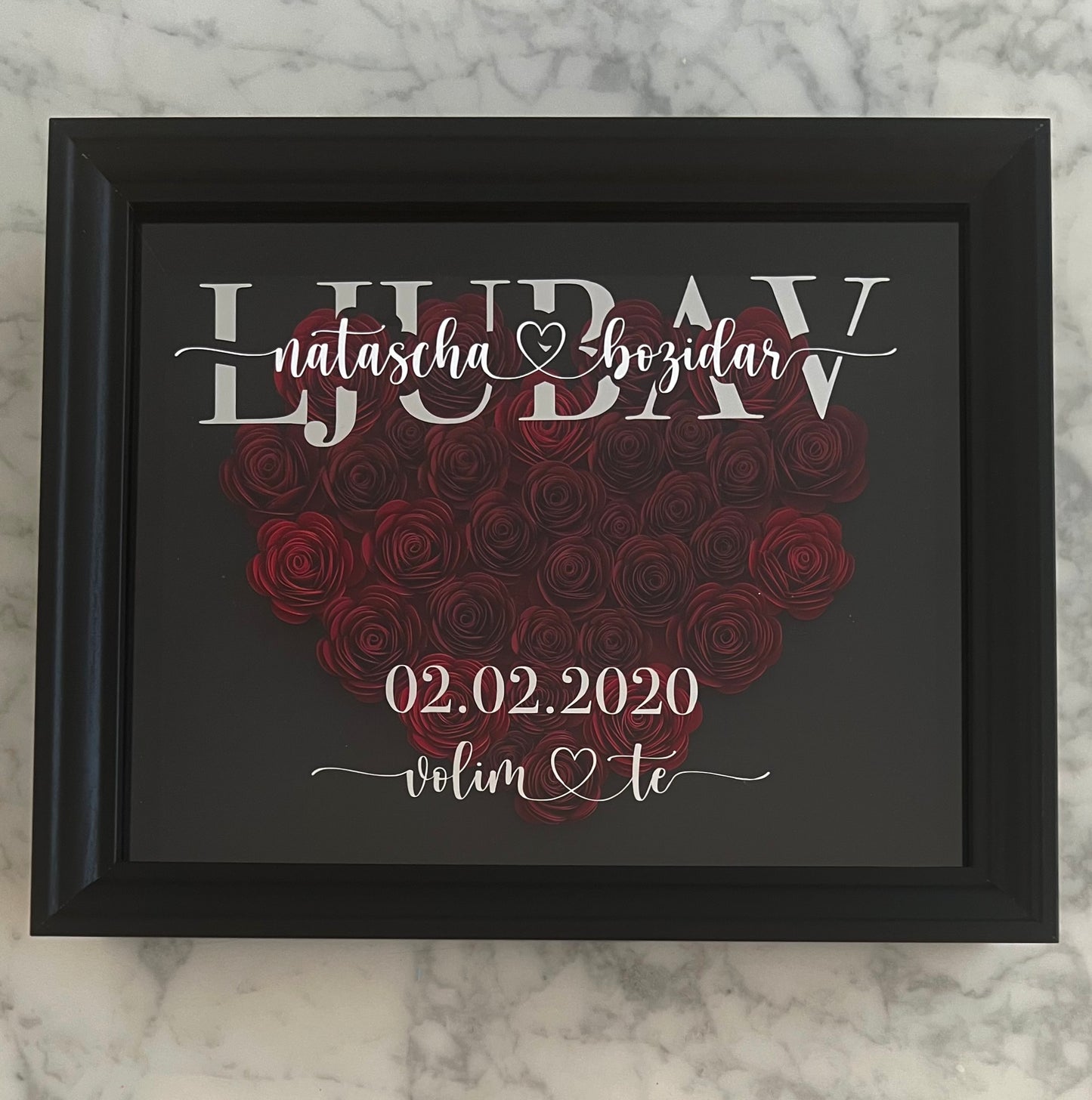 Love Forever - 3D Blumenrahmen mit Name & Datum