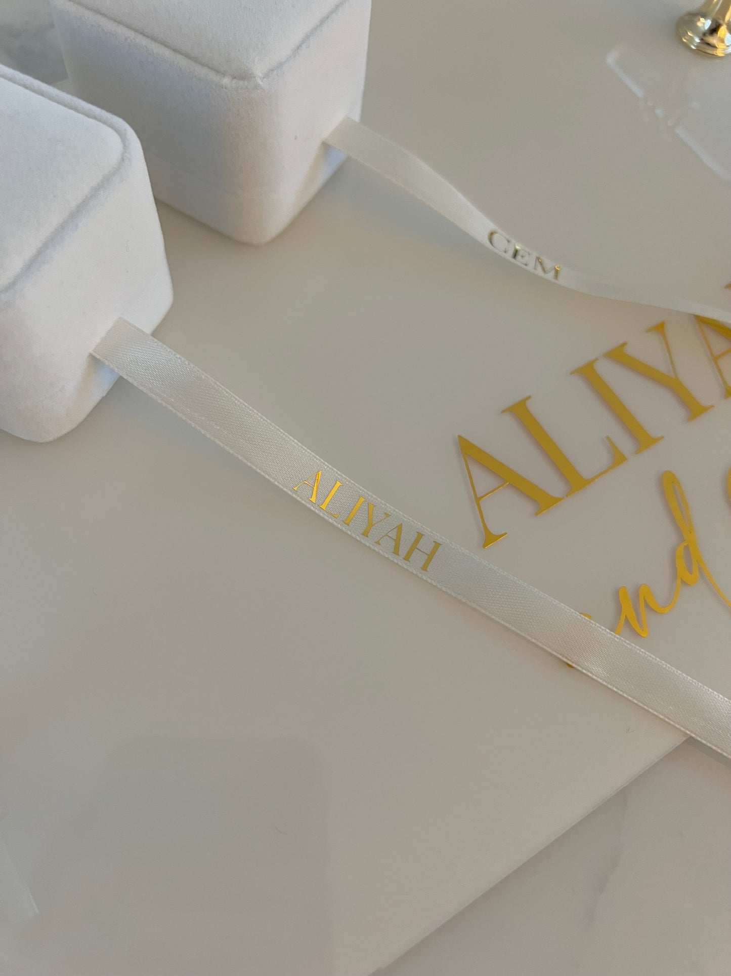 Royal Glow Ringtray