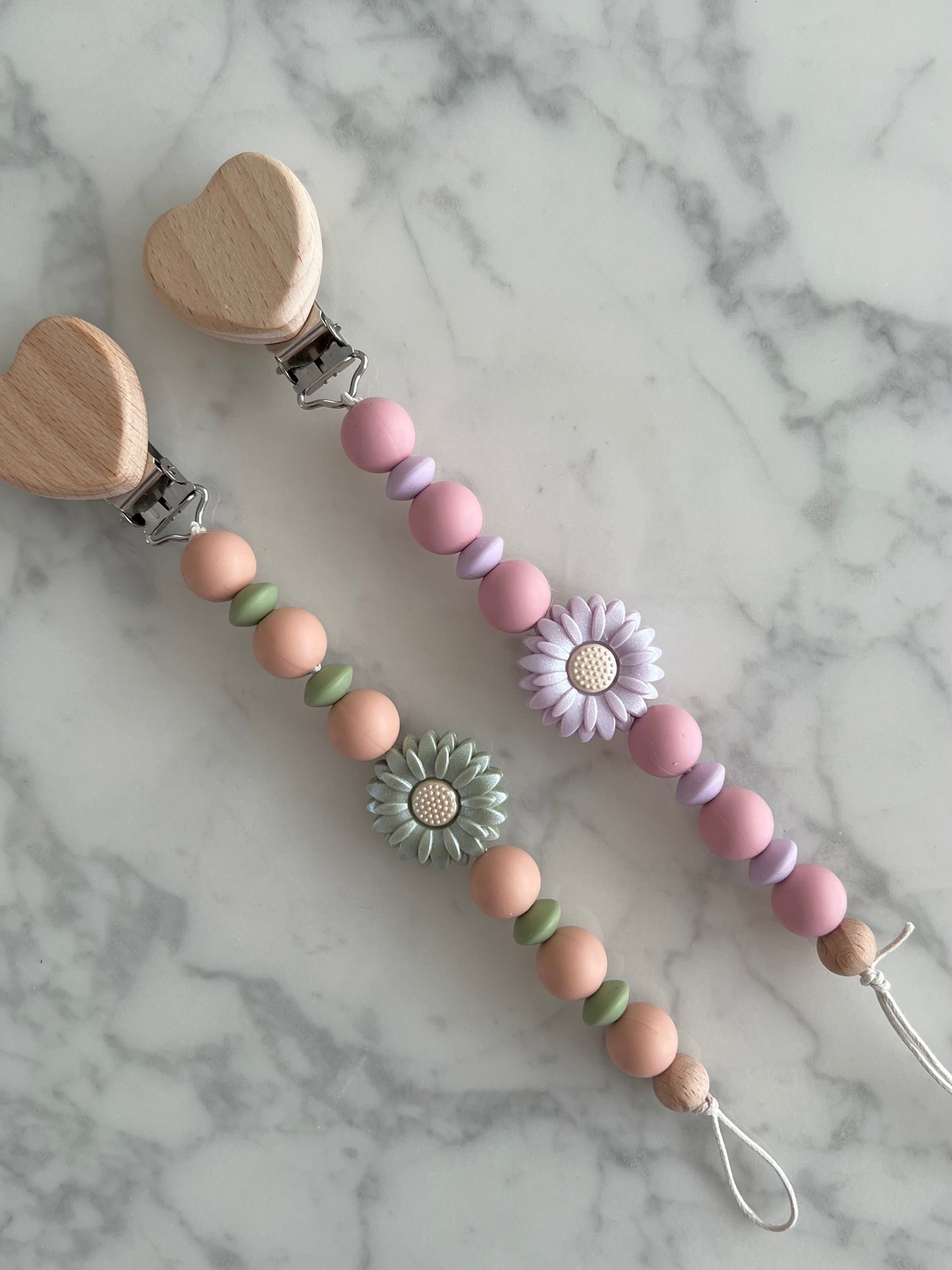 Sweet Daisy - Schnullerkette